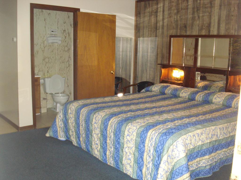 Cedar Grove Motel Altoona Kamer foto